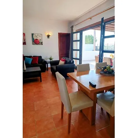 Nyaraló Rebecca *